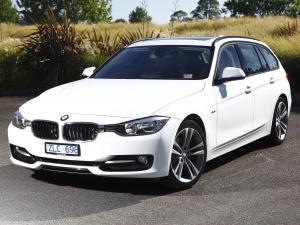 BMW 318d Touring Sport Line (AU) '2013